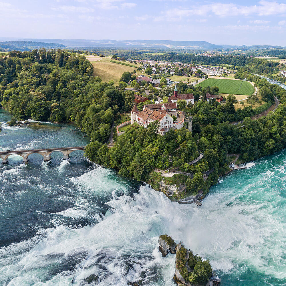 Luftaufnahme des Rheinfalls in Schaffhausen