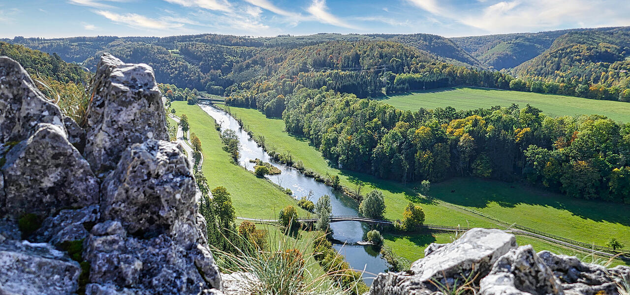 Luftaufnahme der Donaufelsenläufe bei Sigmaringen