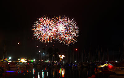 Feuerwerk beim Hafenfest in Uhldingen