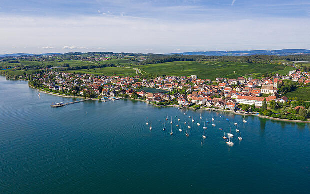 Der Obst- und Weinwanderweg in Hagnau am Bodensee Direkt am See