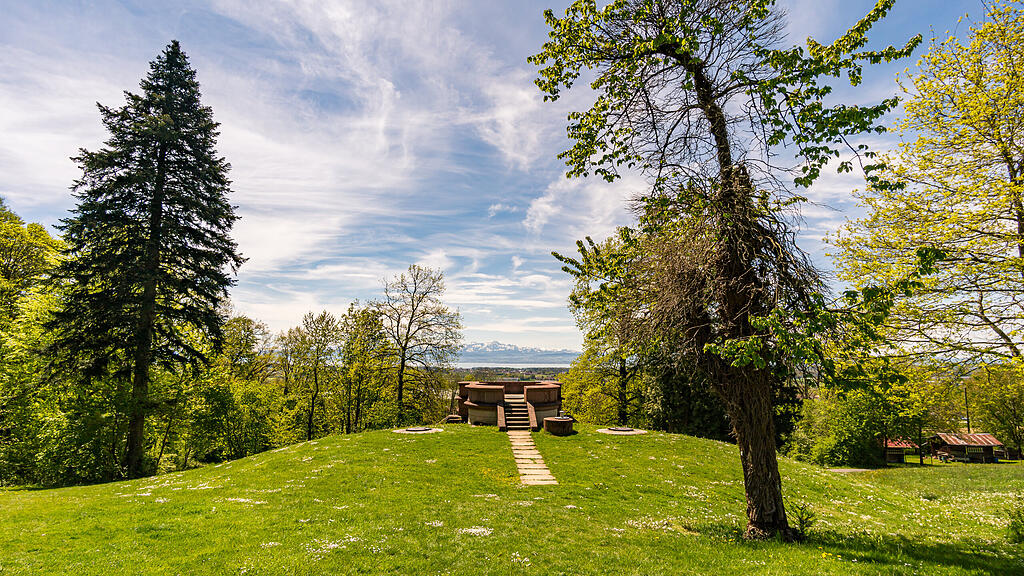 Abschnitt des Wanderwegs GuckInsLand bei Markdorf Abschnitt des Wanderwegs GuckInsLand bei Markdorf