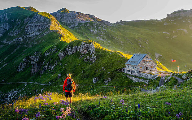 Talwanderung oder Alpine Route beeindruckende Aussicht