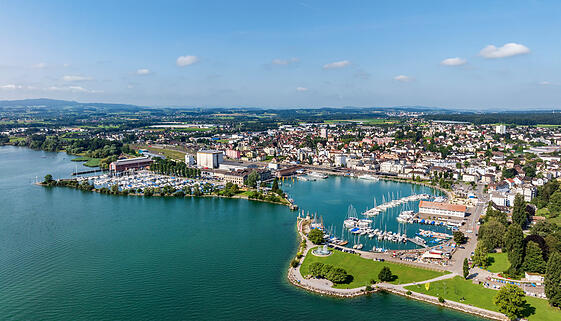 Luftbild vom Hafen Romanshorn am Bodensee