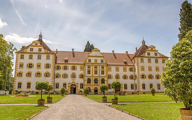Frontansicht des Koster und Schloss Salem Schloss Salem