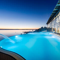 Außenbereich der Therme Meersburg direkt am Bodensee Außenbereich der Therme Meersburg direkt am Bodensee