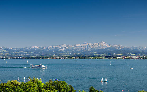 Aussicht auf den Bodensee und die Alpen