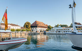 Konstanzer Hafen mit Blick auf die Imperia und das Konstanzer Konzil