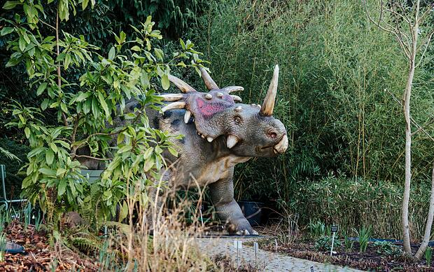 Dinosaurier auf der Mainau