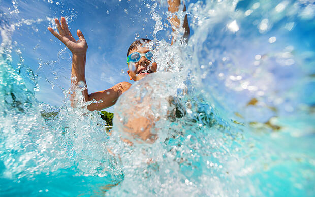 Sonniges Badevergnügen Freibad