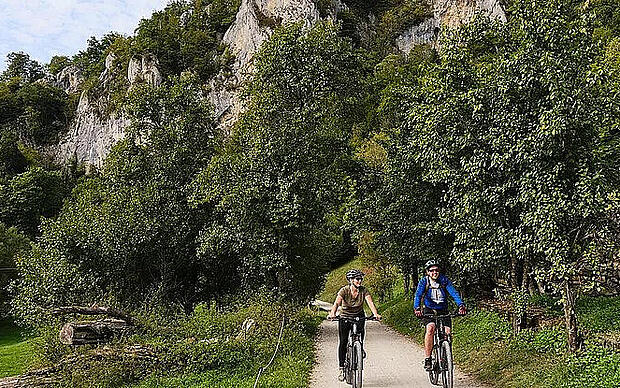 Auf der Maultaschen-Tour über den Heuberg Radfahren